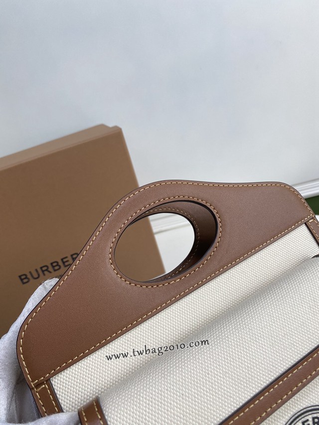 Burberry專門店新款小號撲克包 巴寶莉焦糖咖啡奶油白手提托特包 yxb1108